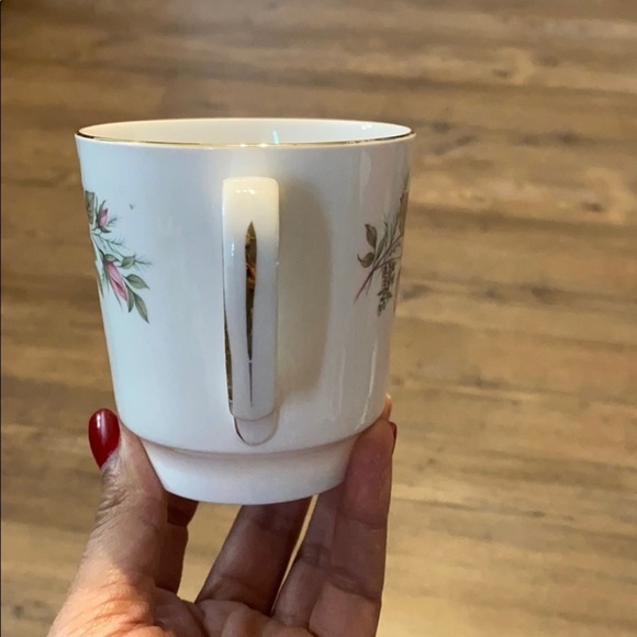 Queen Anne Bone China Floral Tea Cup - Picture 2 of 5